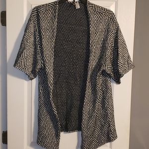 H&M Short Sleeve Open Shrug